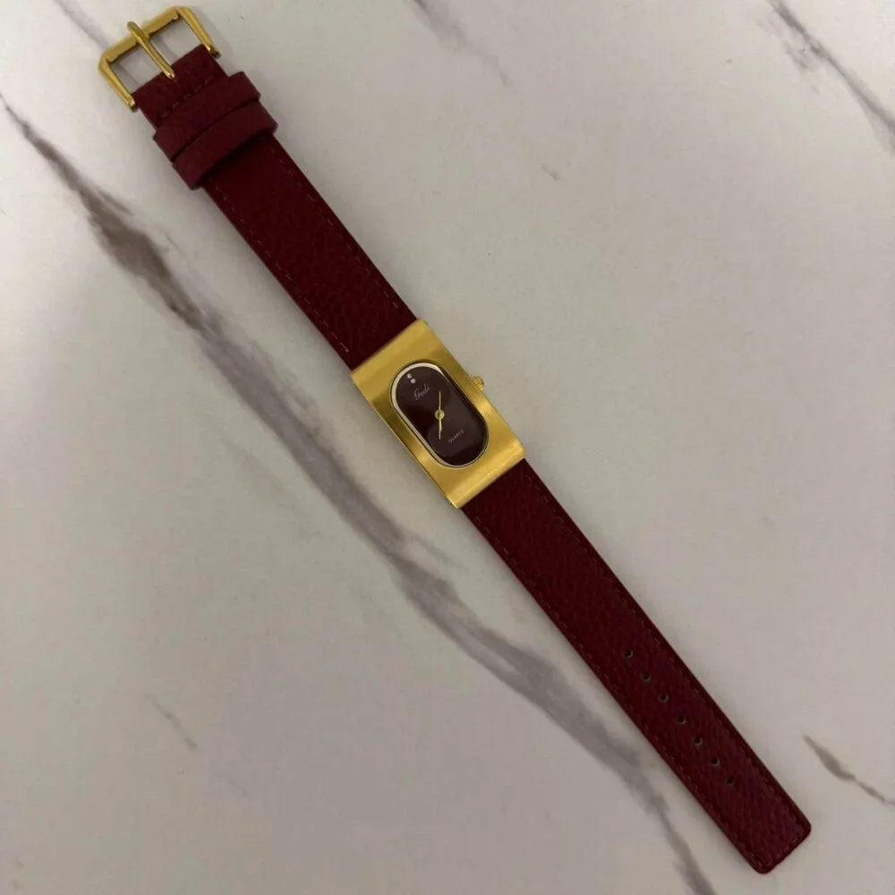 SKU0138 Casual Gold Red Women Fashion Square Watch Stainless steel‎ + gift bag
